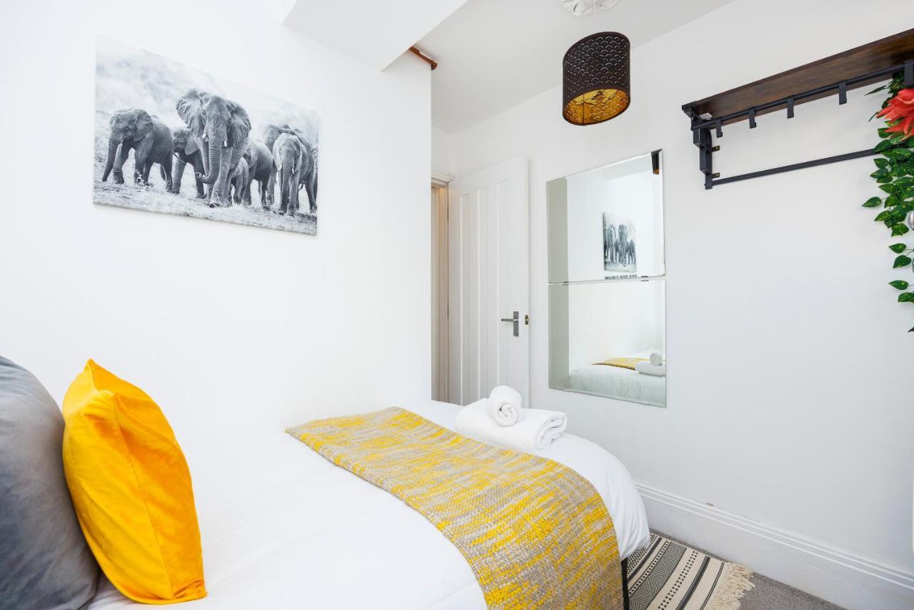2 Bed Apartment London Eksteriør bilde