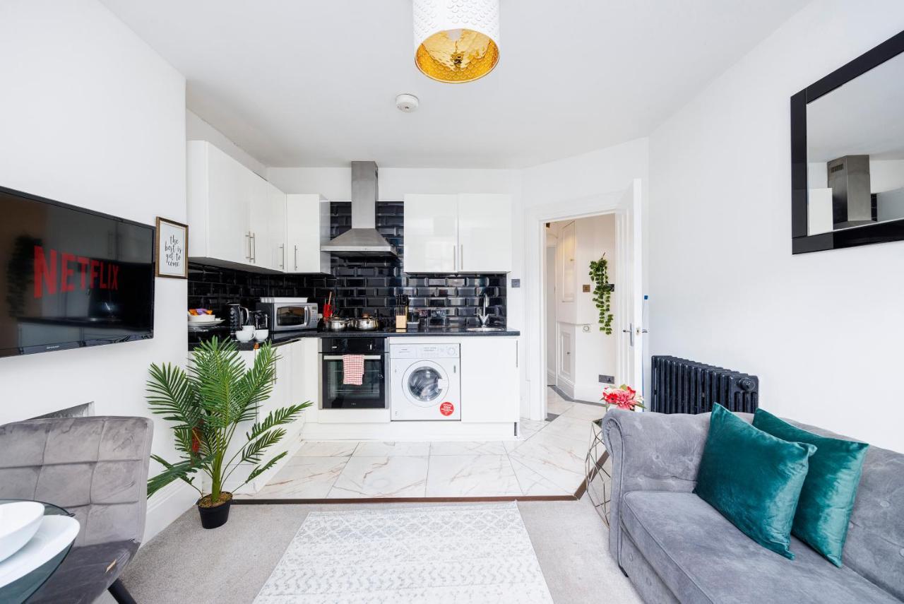 2 Bed Apartment London Eksteriør bilde